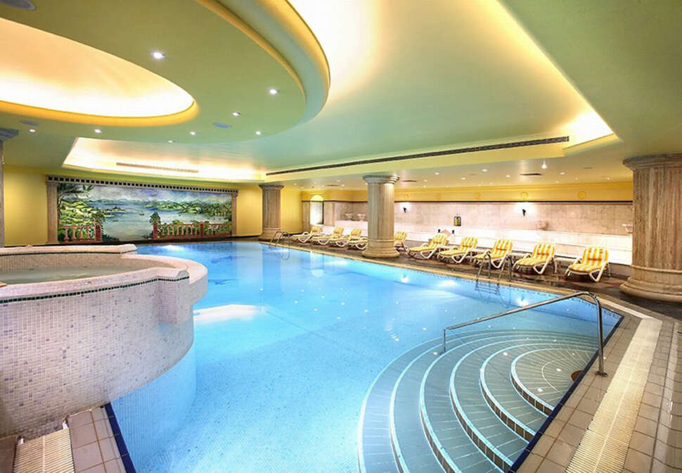 Een foto van het zwembad bij Eresin Hotels Topkapi