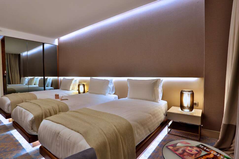 Ein Foto Dosso Dossi Hotels Downtown