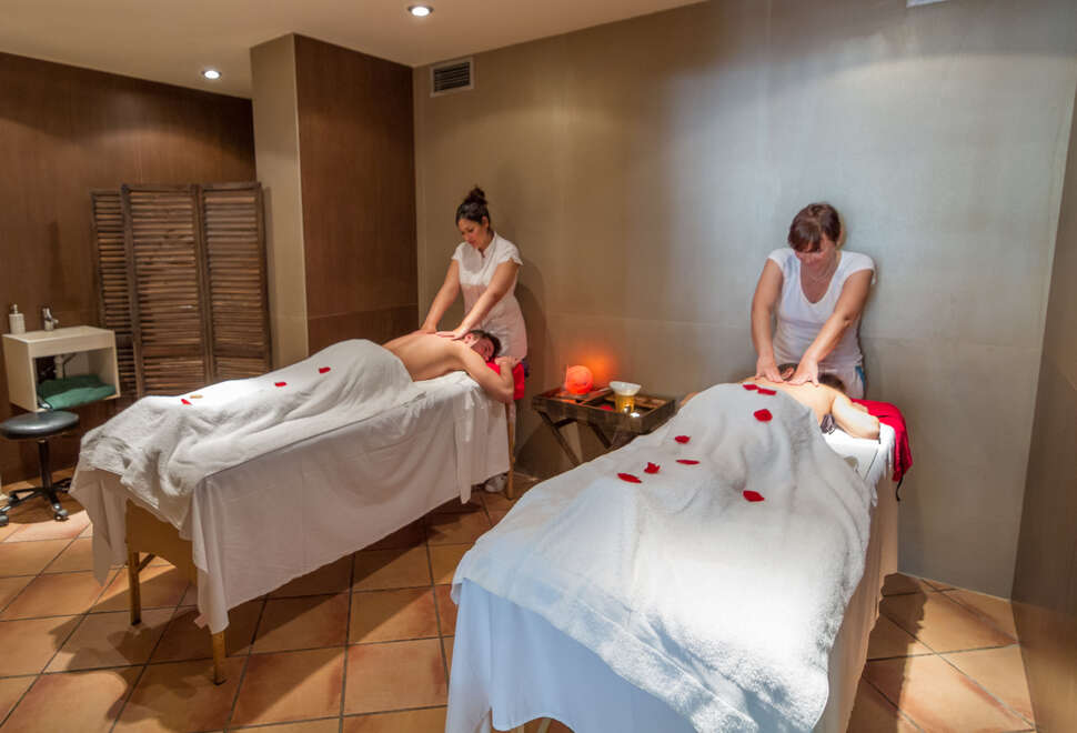 Ein Foto von den Einrichtungen im Golden Bahia de Tossa & Spa