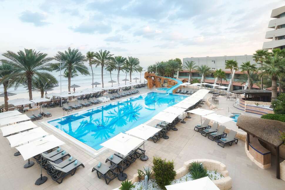 Ein Foto Occidental Sharjah Grand