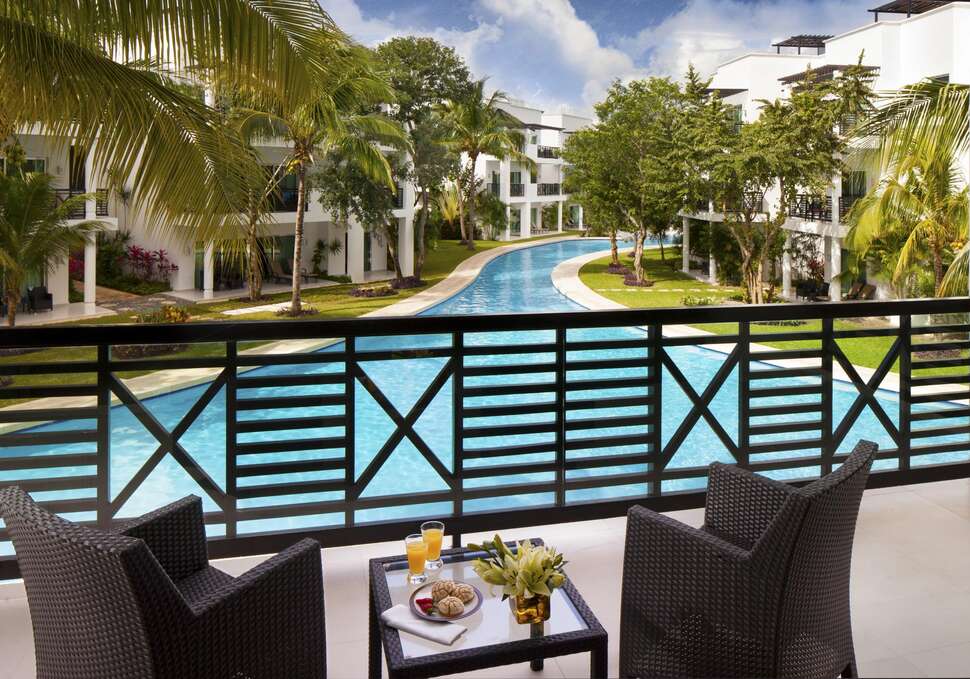 Een foto van The Fives Beach Hotel & Residences
