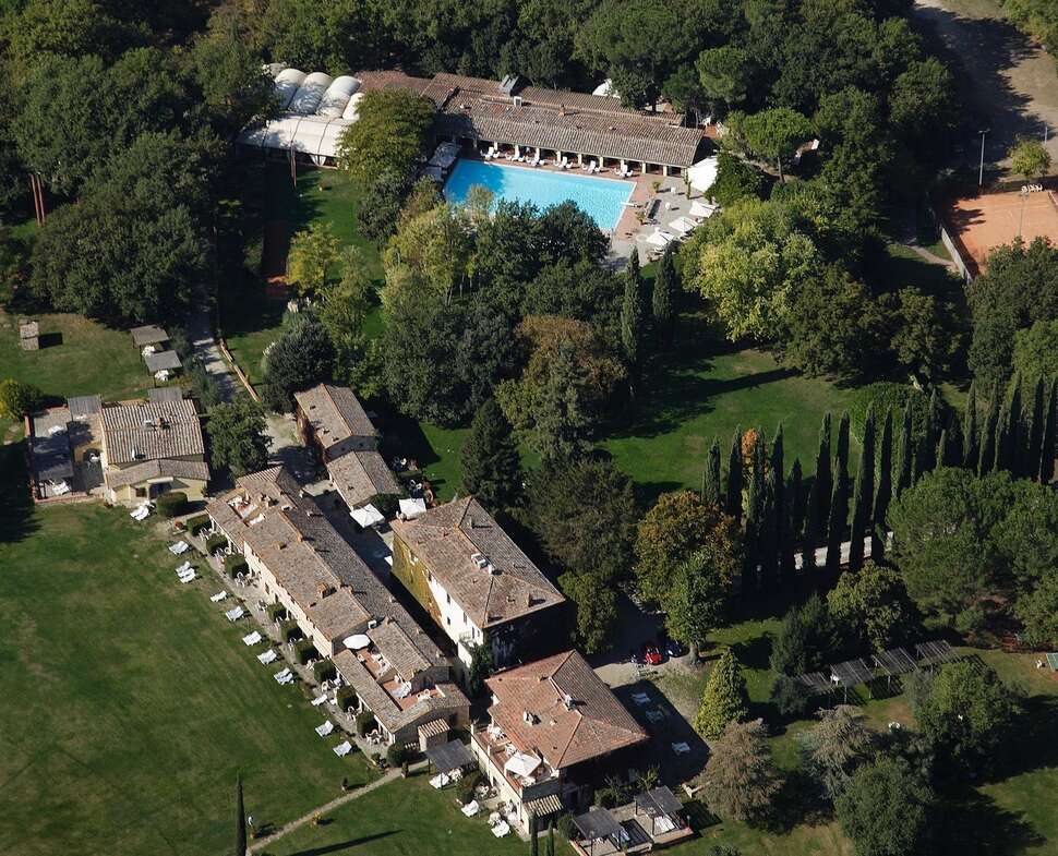 Ein Foto vom Pool im Borgo San Luigi