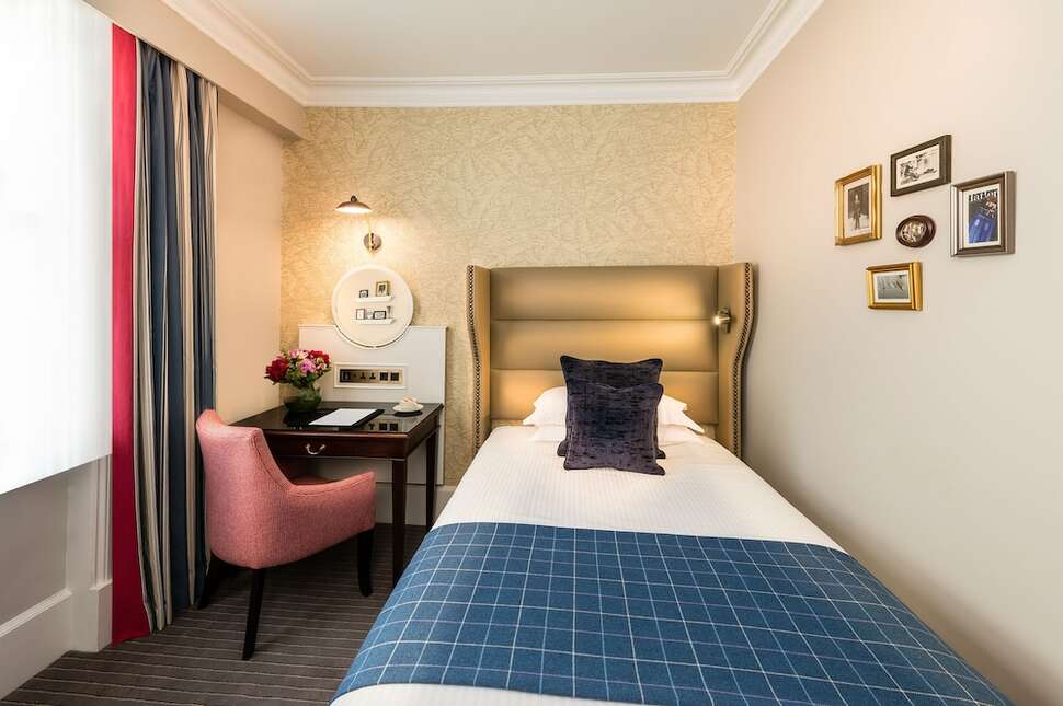 Ein Foto The Bailey's Hotel London