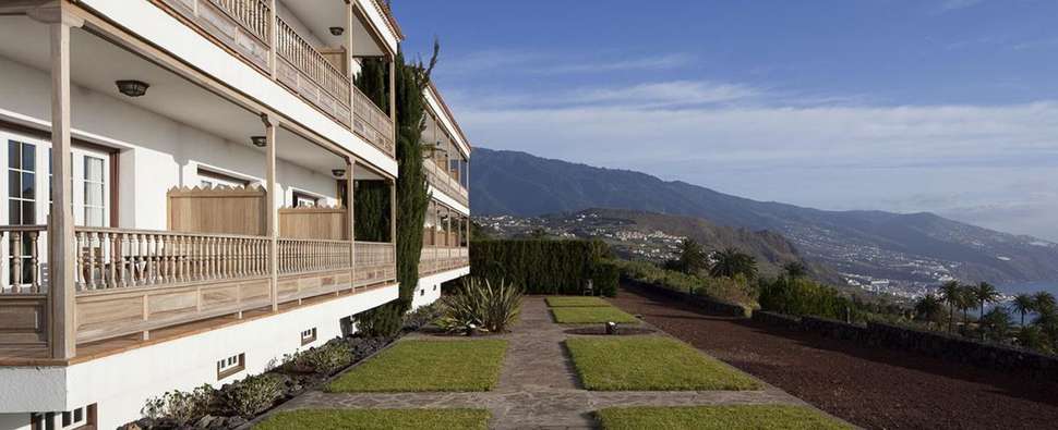 Ein Foto von der Außenansicht des Parador de La Palma
