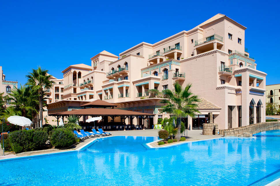 Ein Foto vom Pool im Playacanela Hotel