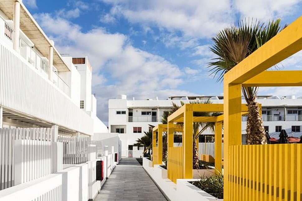 Een foto van de buitenkant van Buendia Corralejo Nohotel