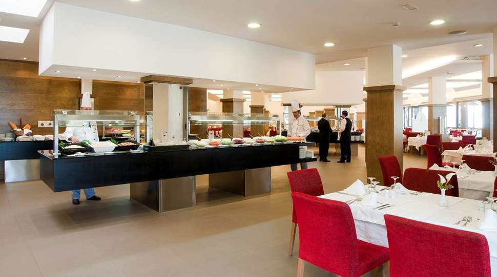 Een foto van het interieur van Hipotels Cala Millor Park