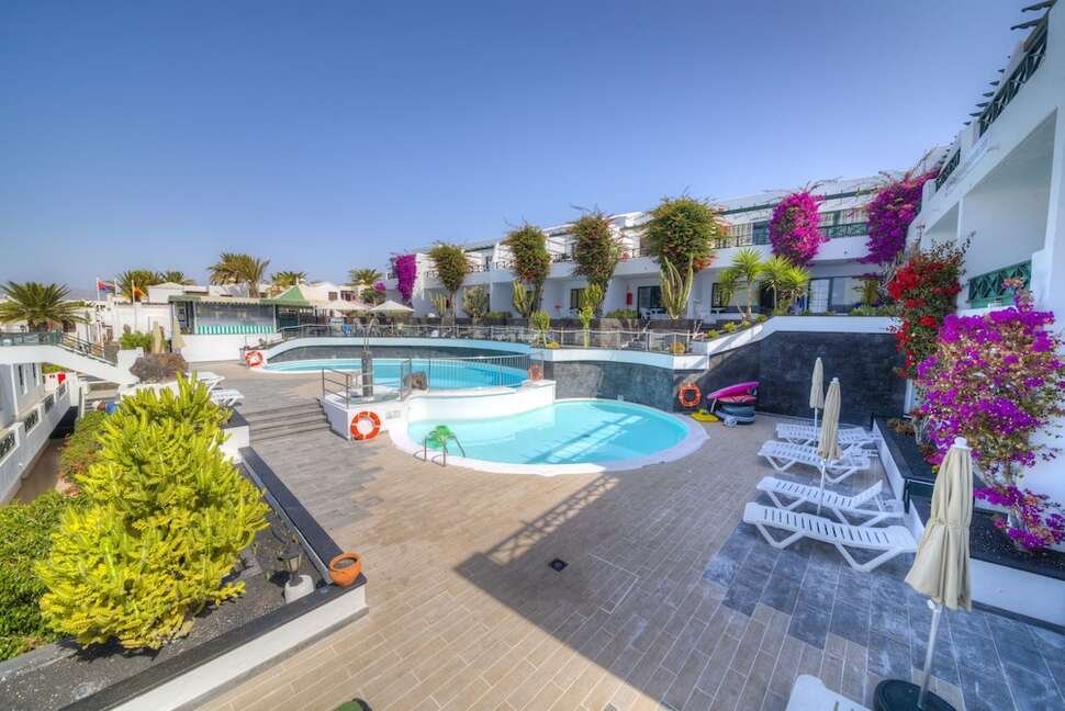 Een foto van het zwembad bij Appartementen La Morana