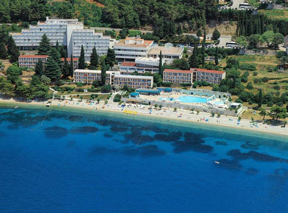 Een foto van het zwembad bij TUI Blue Adriatic Beach