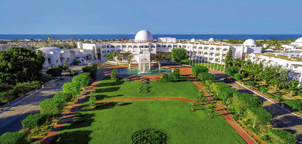 Een foto van de buitenkant van Djerba Plaza Thalasso & Spa