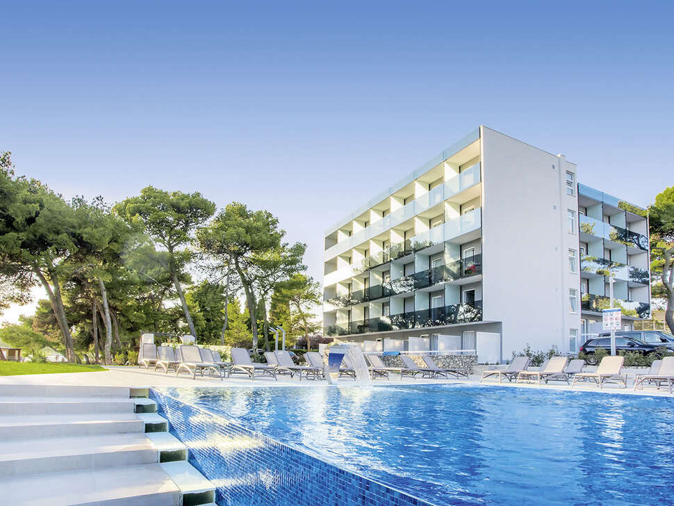 Een foto van het zwembad bij Villas Arausana & Antonina