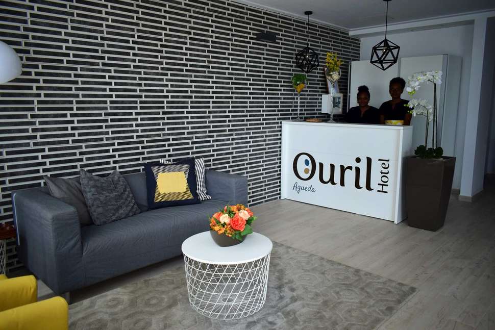 Een foto van het interieur van Ouril Hotel Agueda