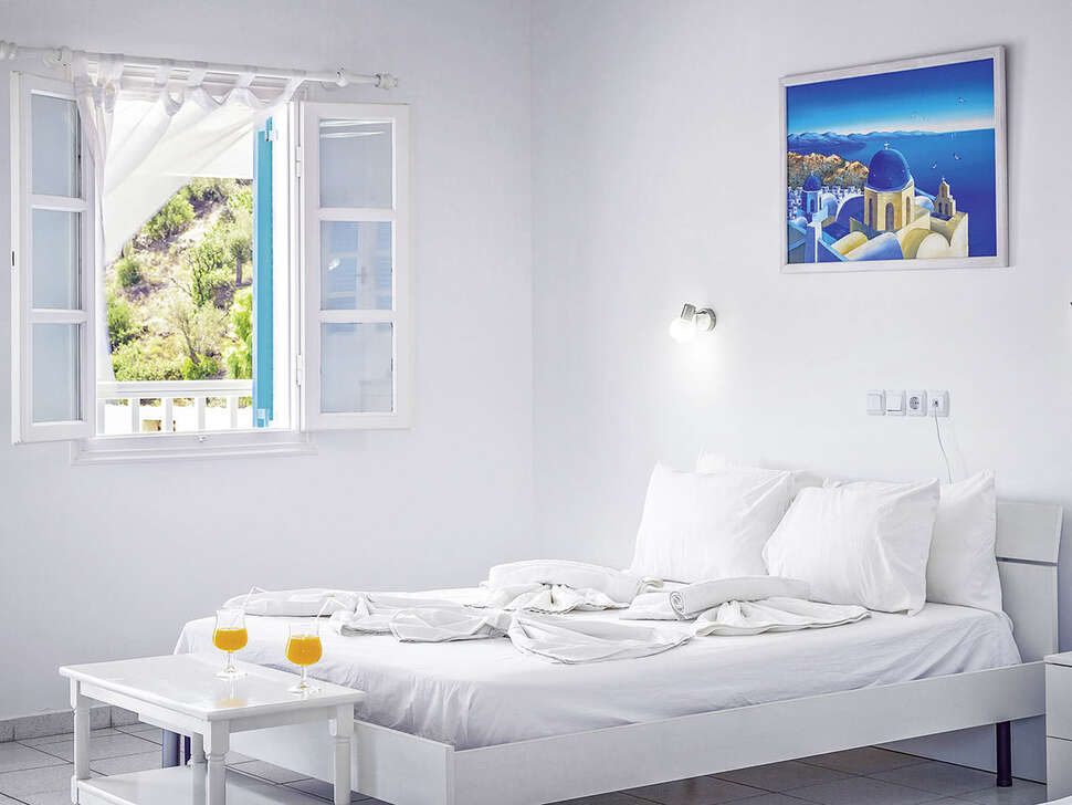Een foto van Limnionas Bay Village