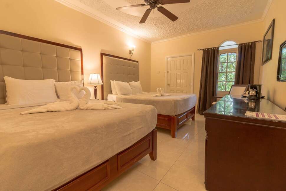 Een foto van Travellers Beach Resort