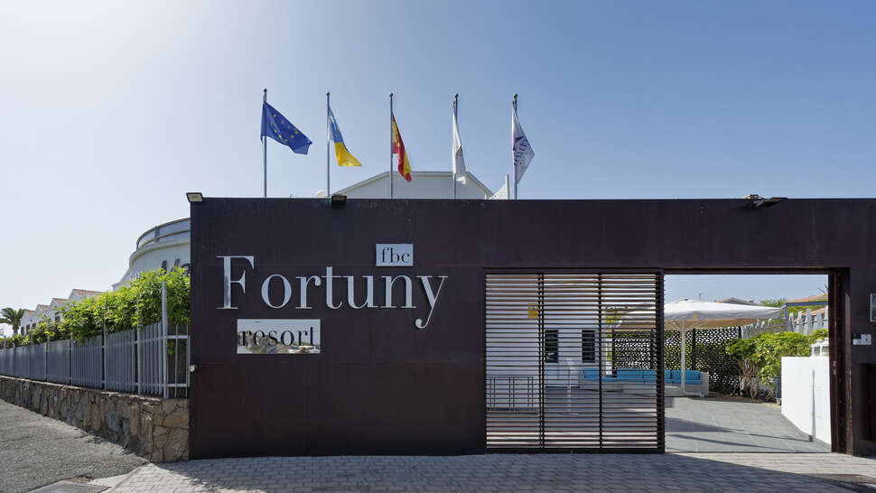Een foto van de buitenkant van FBC Fortuny Resort