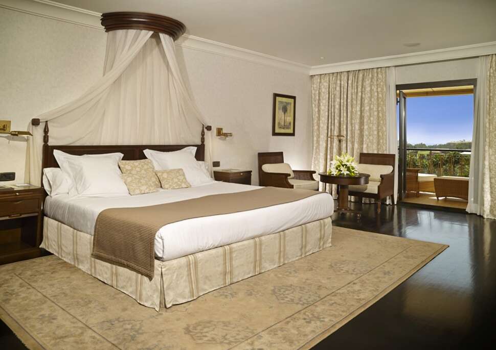 Ein Foto 1881 Tenerife Las Madrigueras Golf Hotel