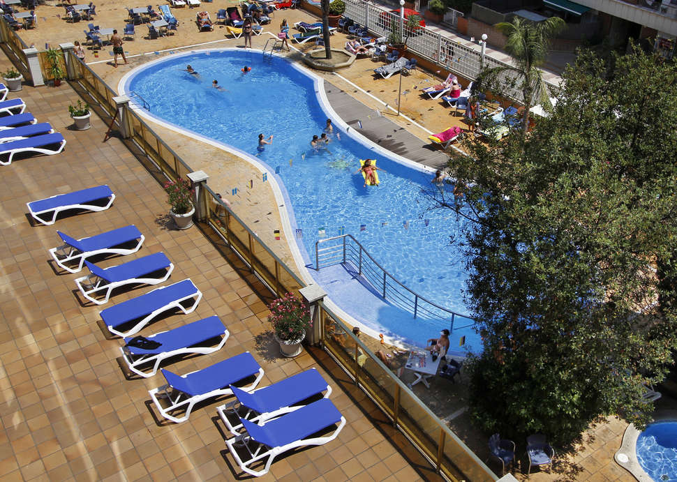 Ein Foto vom Pool im Hotel Bon Repos