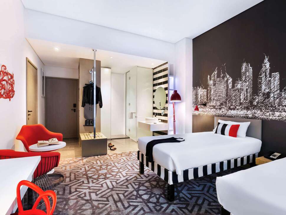 Ein Foto Ibis Styles Dubai Airport