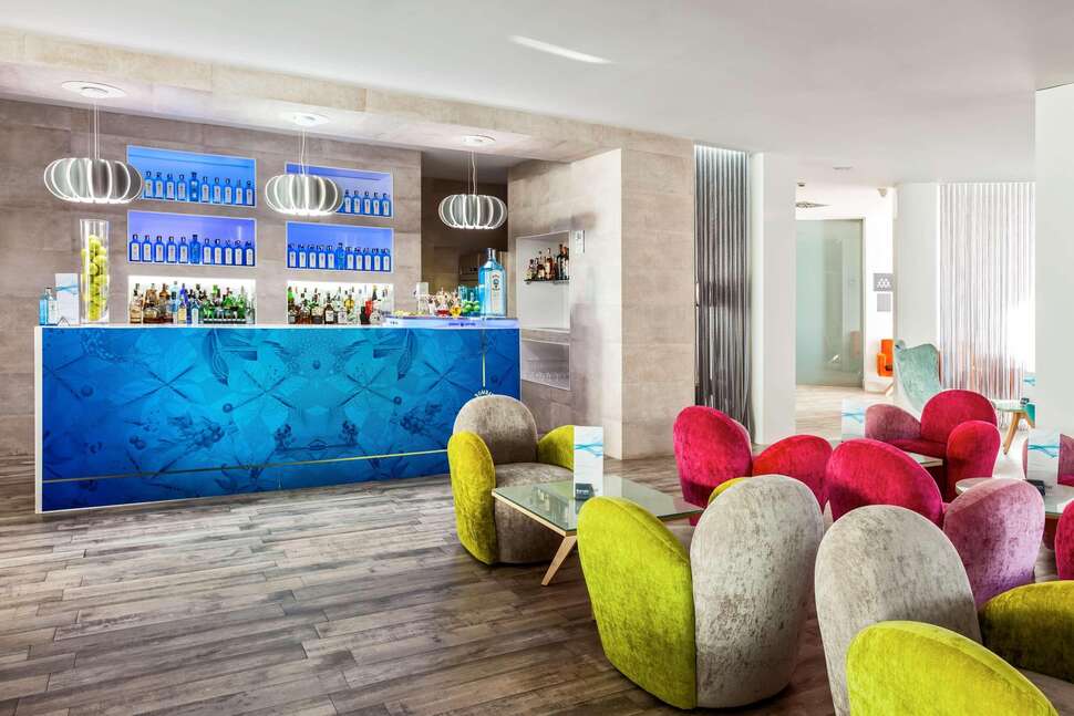 Een foto van de faciliteiten bij Barcelo Teguise Beach