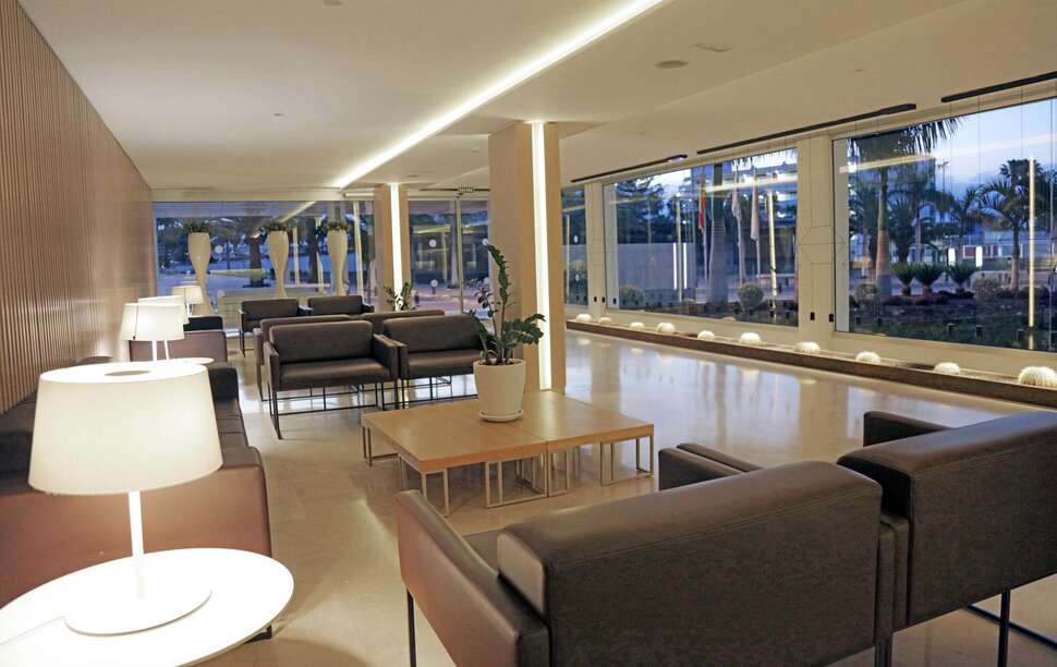 Een foto van het interieur van Hotel Akeah Broncemar