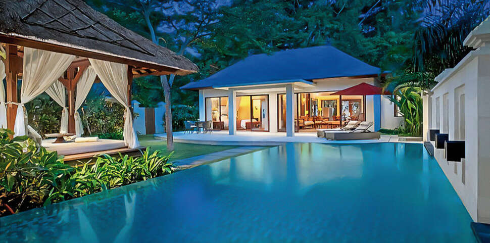 Ein Foto vom Pool im The Laguna Resort & Spa