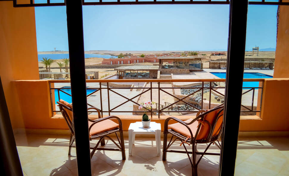 Een foto van het zwembad bij Viva Blue Resort & Diving