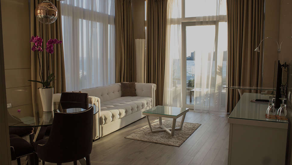 Ein Foto Demi Hotel