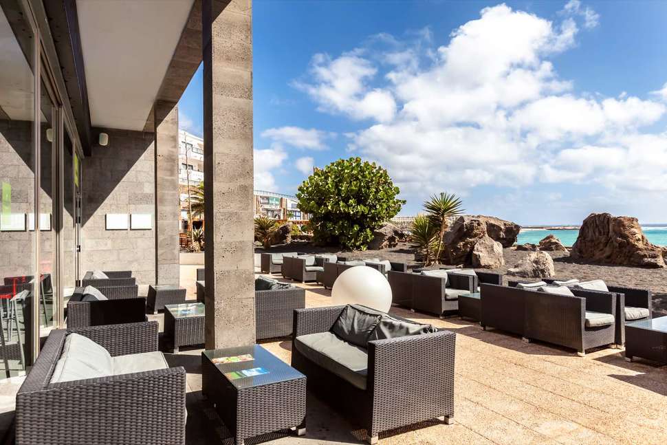 Een foto van de faciliteiten bij Barcelo Teguise Beach