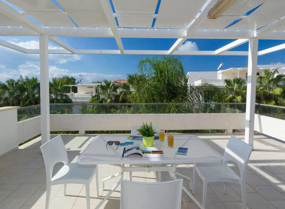 Een foto van het terras bij Kamena Residence