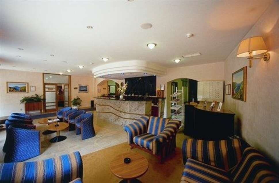 Een foto van het interieur van Hotel Komodor