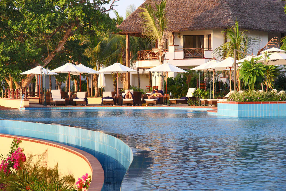 Een foto van het zwembad bij Sea Cliff Resort & Spa
