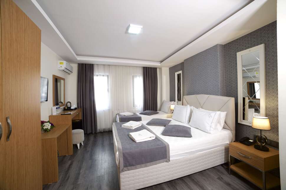 Ein Foto Almina Inn Hotel