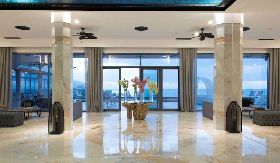 Een foto van het interieur van Hotel Baia Azul