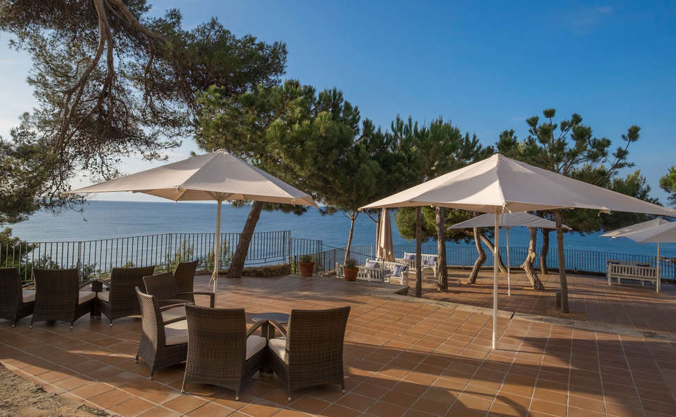 Ein Foto von der Terrasse im Silken Park Hotel San Jorge