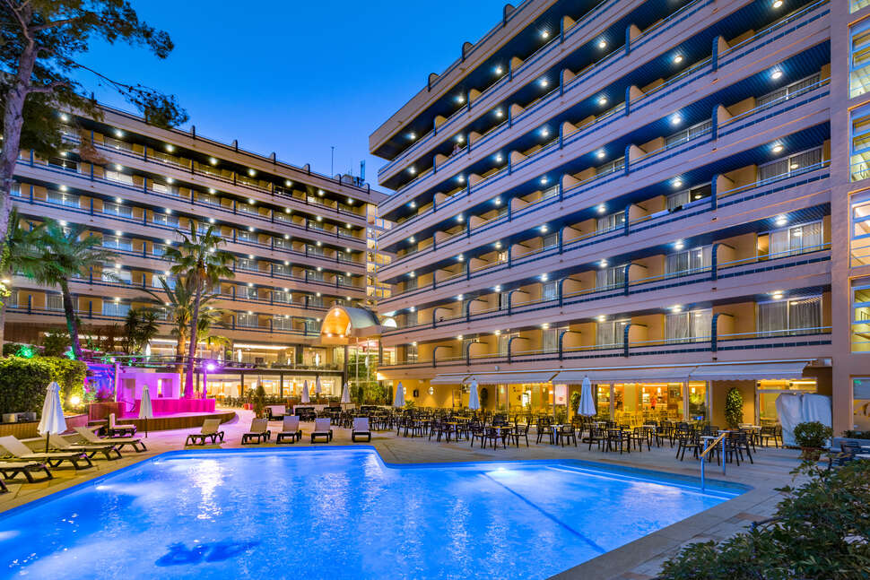Een foto van het zwembad bij 4R Hotel Playa Park