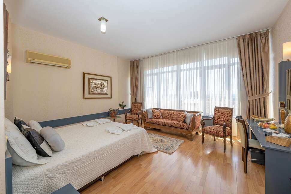 Ein Foto Grand Ons Hotel