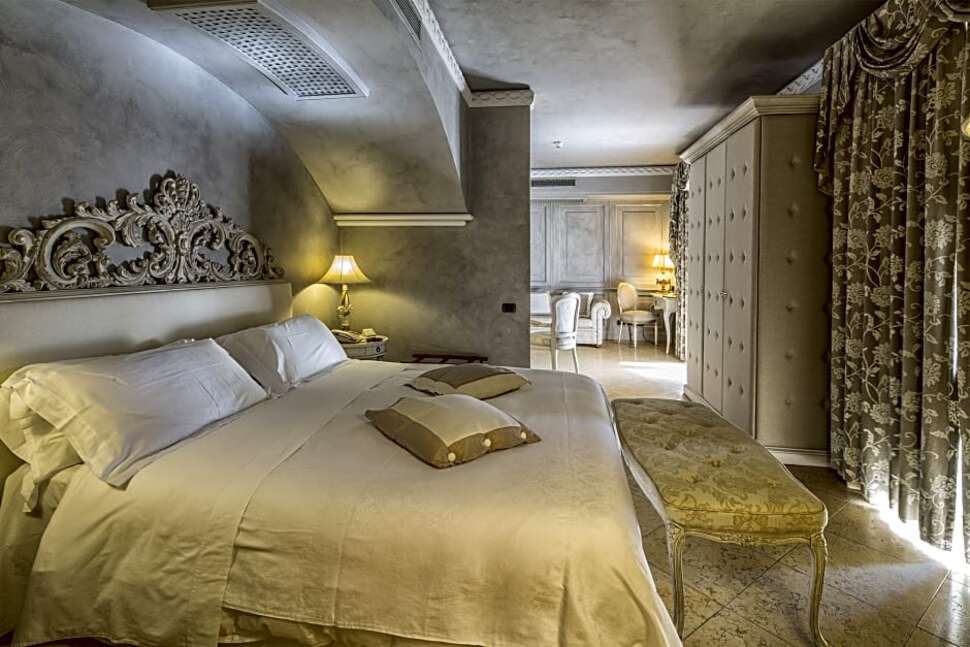 Een foto van Romano Palace Luxury Hotel
