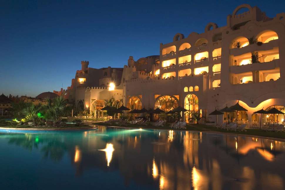 Ein Foto Golden Tulip Taj Sultan