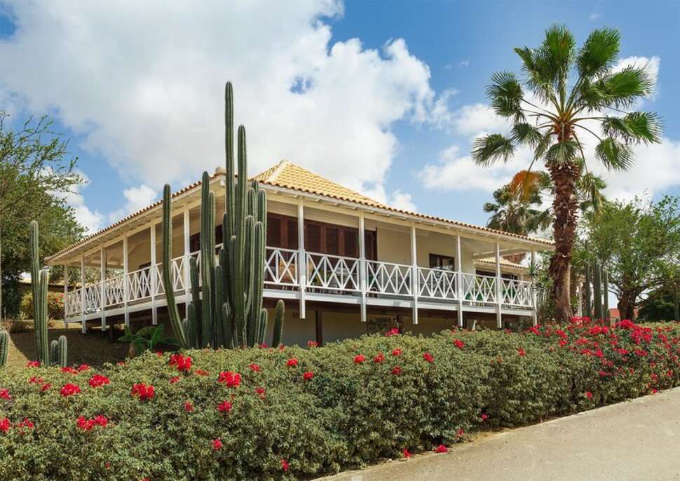Een foto van de buitenkant van Papagayo Beach Resort