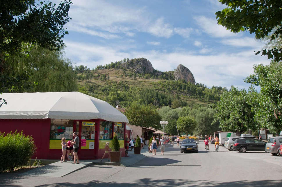 Een foto van de buitenkant van Camping Domaine du Verdon