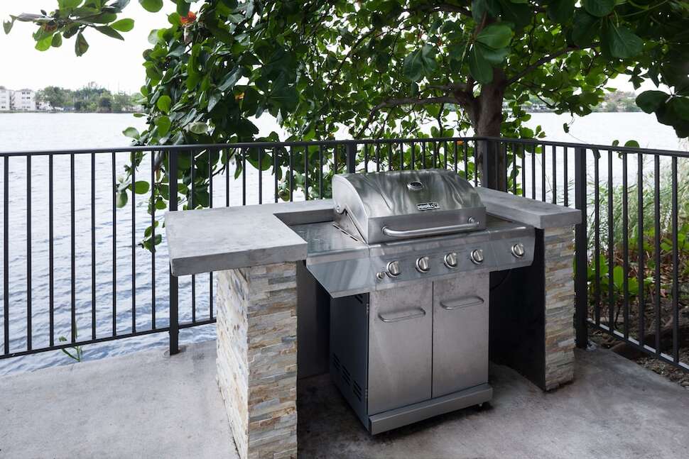 Ein Foto Homewood Suites Miami Airport Blue Lagoon
