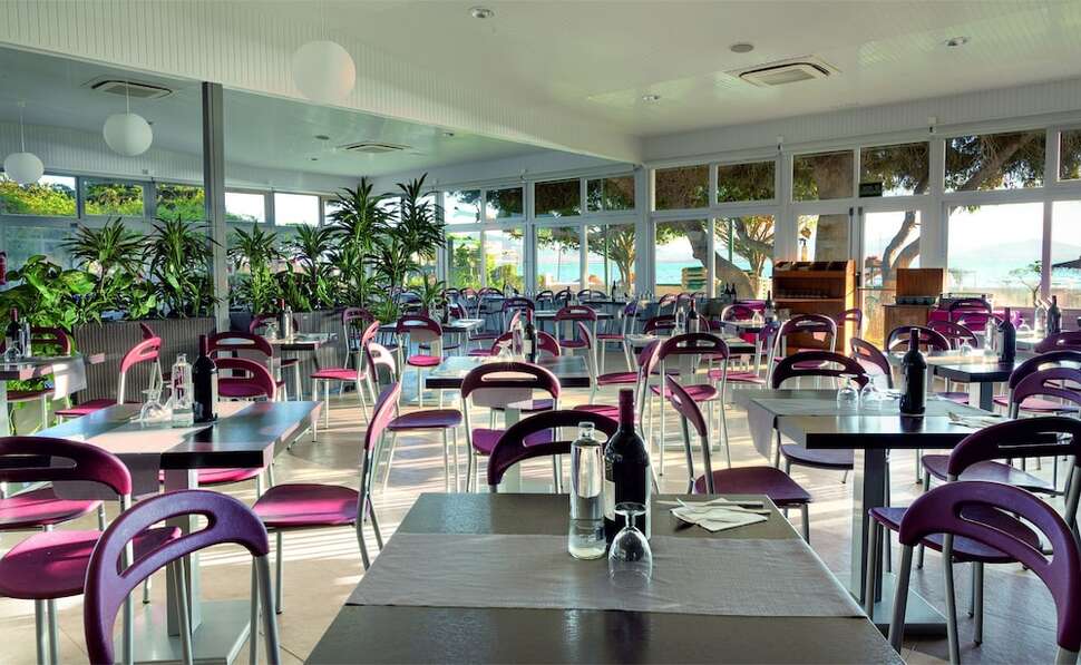 Een foto van de faciliteiten bij Izan Cavanna Hotel