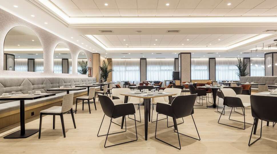 Een foto van Hotel Ilunion Alcora Sevilla