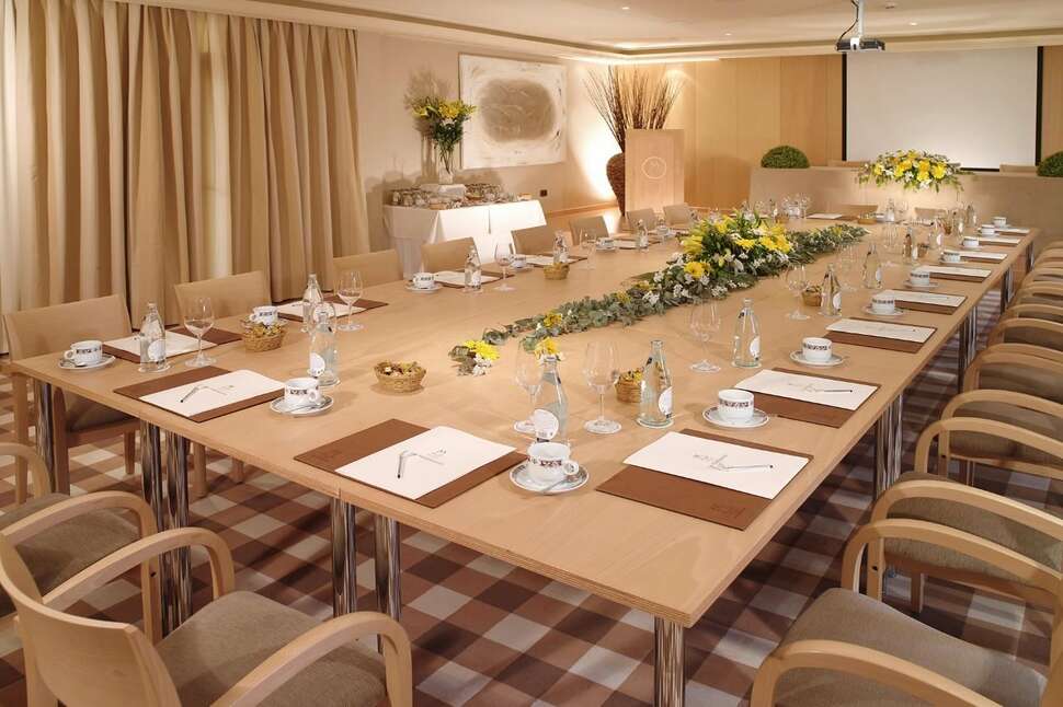 Ein Foto 1881 Tenerife Las Madrigueras Golf Hotel