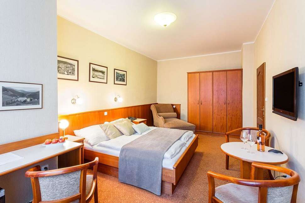 Een foto van een overzicht van Hotel Snezka