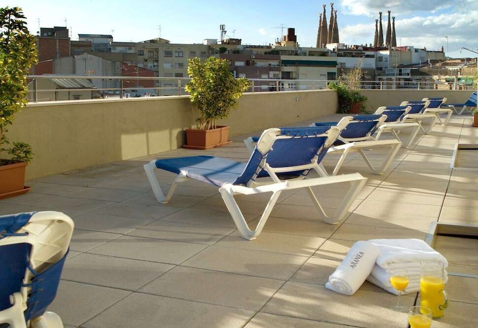 Ein Foto von der Terrasse im Best Aranea
