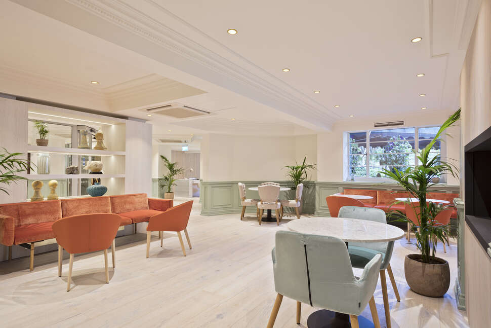 Ein Foto Melia White House Hotel Apartments