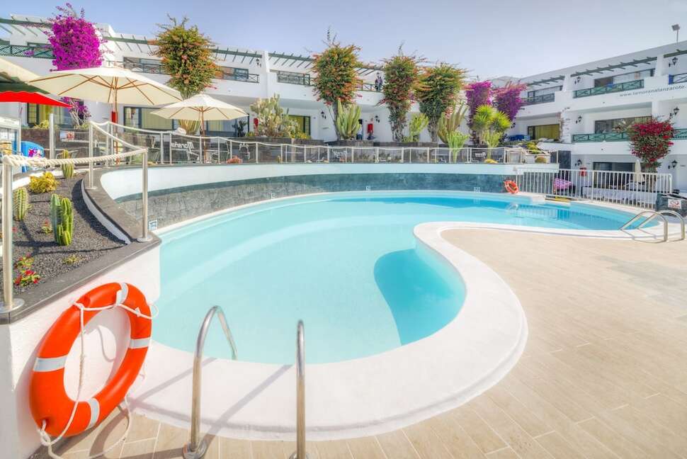 Een foto van het zwembad bij Appartementen La Morana