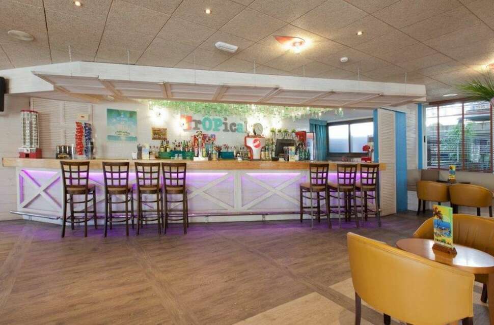 Een foto van Ambassador Playa II