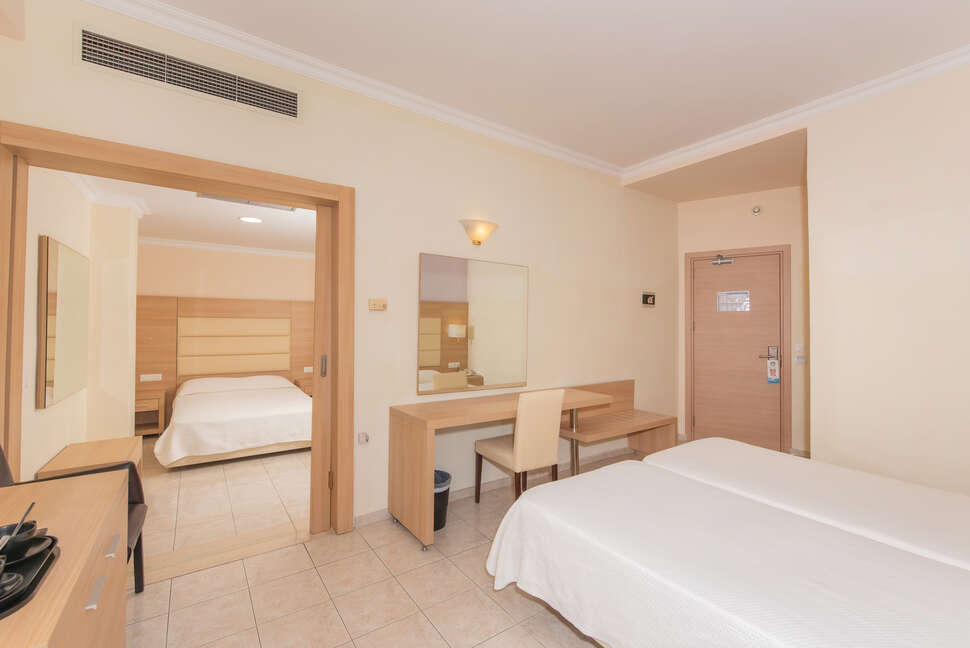 Ein Foto Belair Beach Hotel